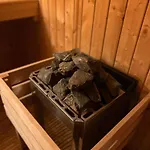Appartamento Wellness Mit Sauna, Massagen, Spa, Beheizbarem Whirlpool Bei Leipzig