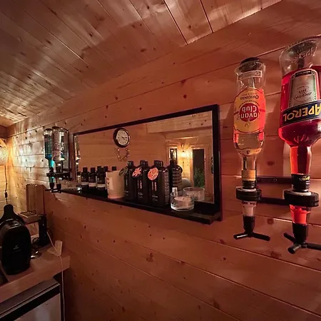 Wellness Mit Sauna, Massagen, Spa, Beheizbarem Whirlpool Bei Leipzig *