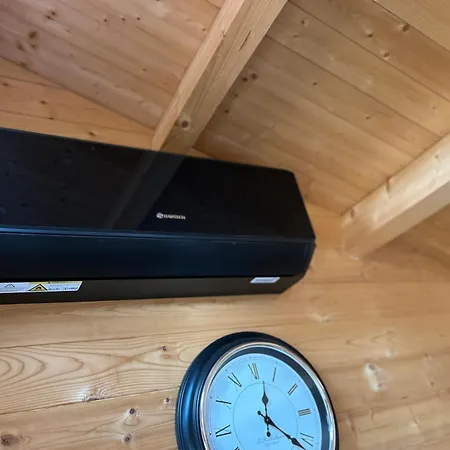 Wellness Mit Sauna, Massagen, Spa, Beheizbarem Whirlpool Bei Leipzig Pomssen