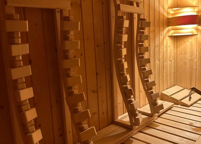 Wellness Mit Sauna, Massagen, Spa, Beheizbarem Whirlpool Bei Leipzig * Pomssen