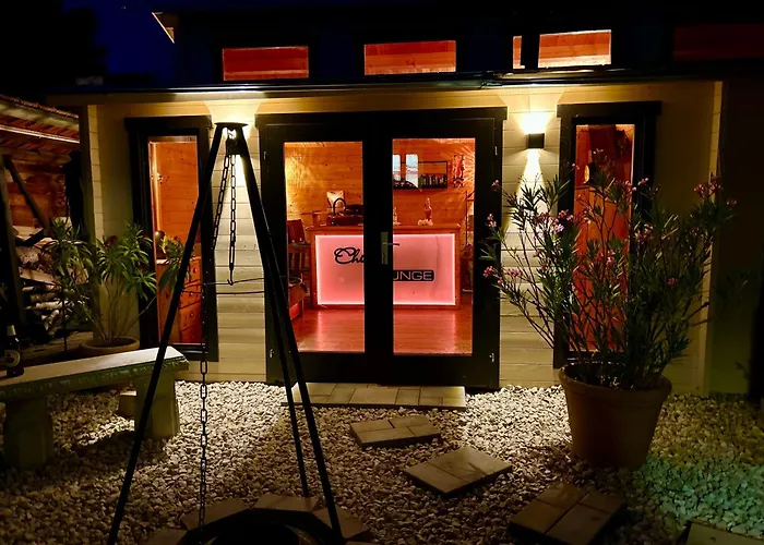 Wellness Mit Sauna, Massagen, Spa, Beheizbarem Whirlpool Bei Leipzig * Pomssen