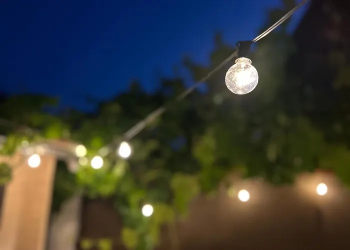 شقة Wellness Mit Sauna, Massagen, Spa, Beheizbarem Whirlpool Bei Leipzig